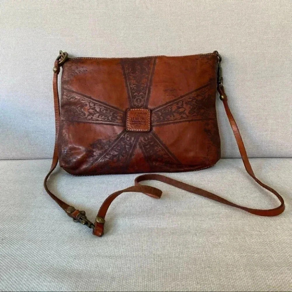 Free People x Campomaggi Arrow Rose Leather Crossbody - Picture 10 of 16